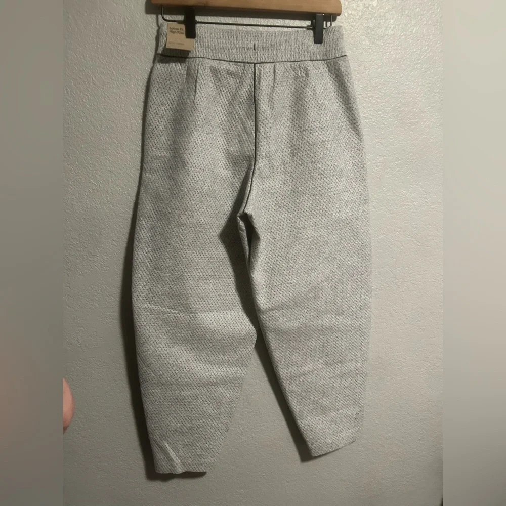 NWT Nike Tech Pack Therma Fit Adv Loose Fit High Rise Wmns XS Joggers Grey